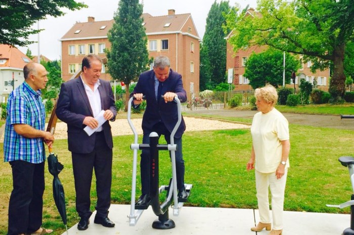 buiten fitness toestel
