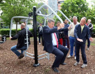 buiten fitness toestel